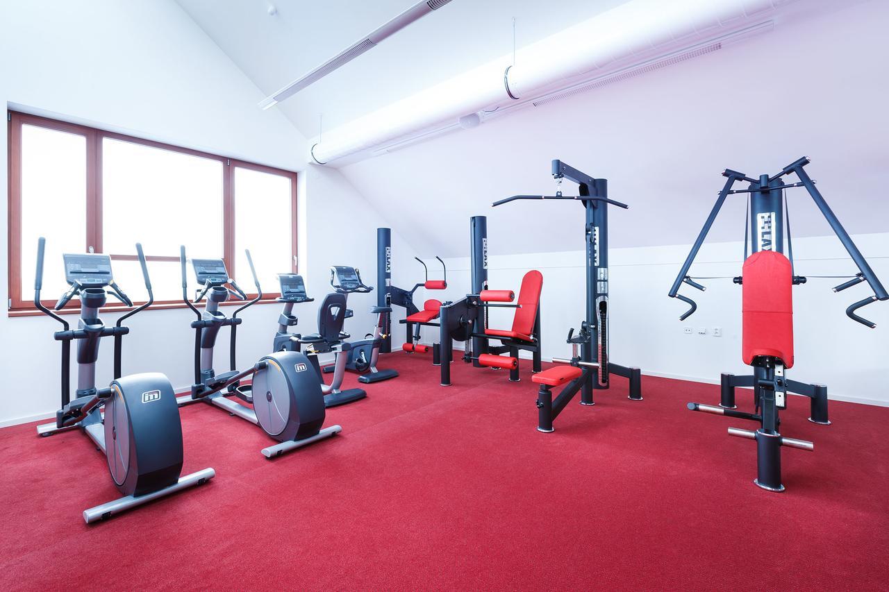 Sport Relax Hotel Na Kopecku Krinec Ngoại thất bức ảnh