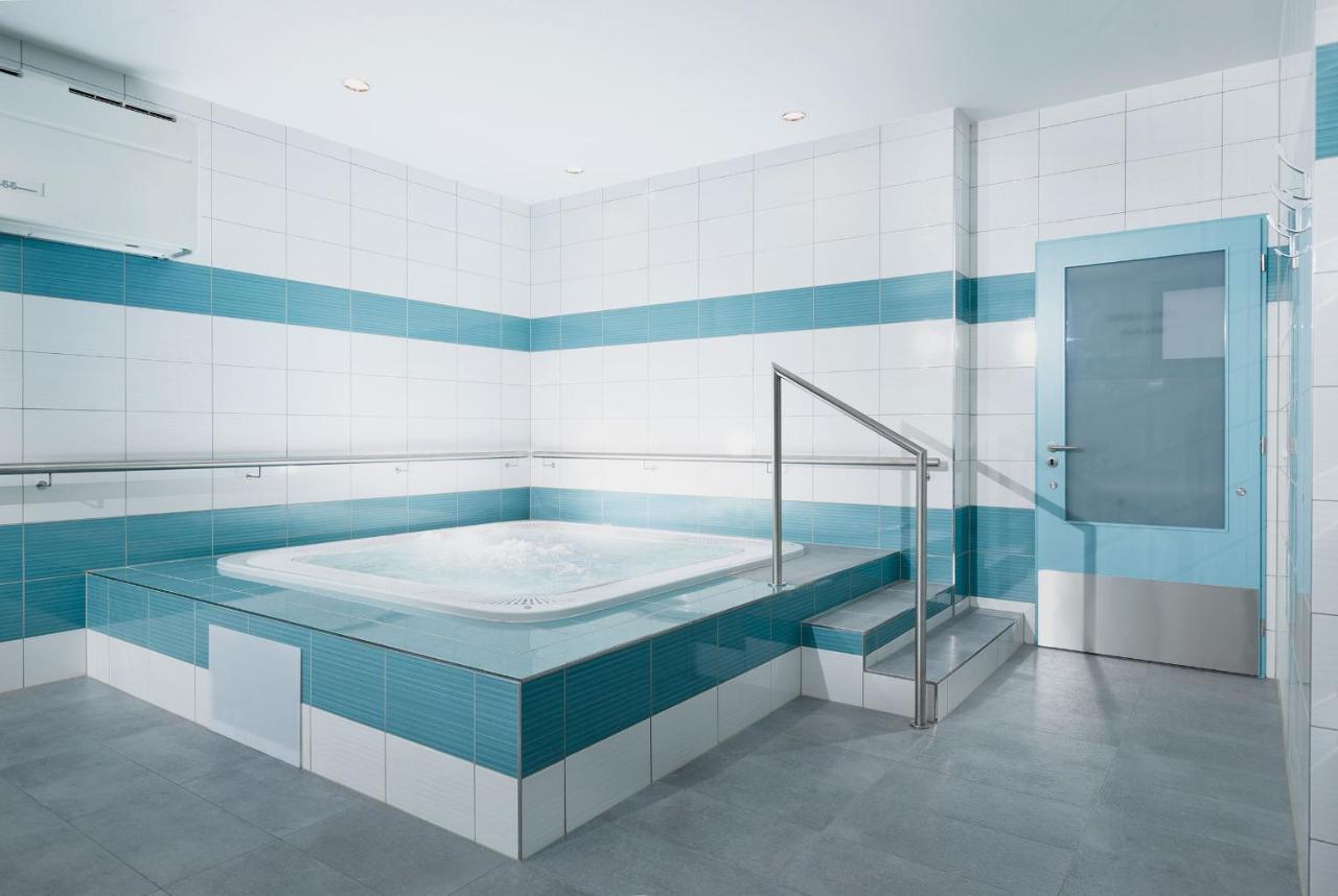 Sport Relax Hotel Na Kopecku Krinec Ngoại thất bức ảnh